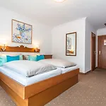 Pinzgauer Hof 3*