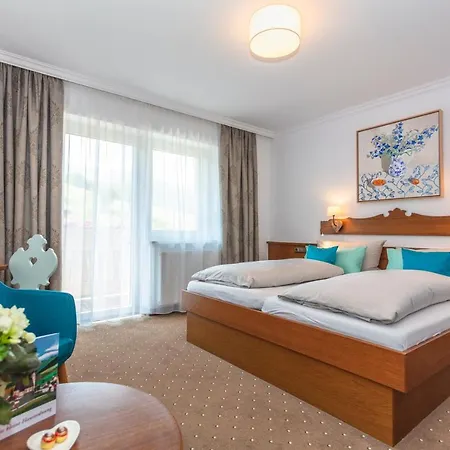 Hotel-pension Pinzgauer Hof 3*